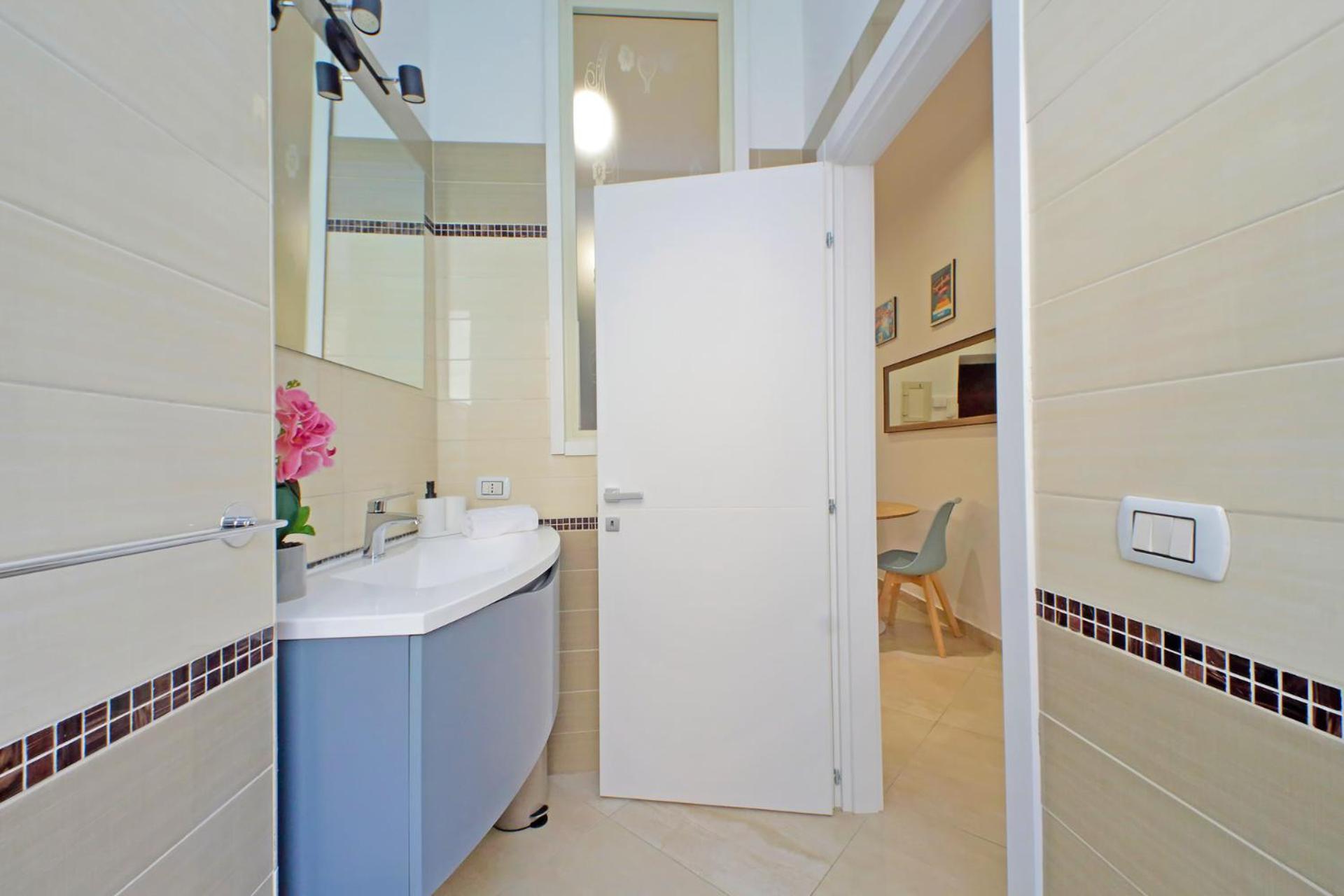 Alba Home Re Di Roma Buitenkant foto